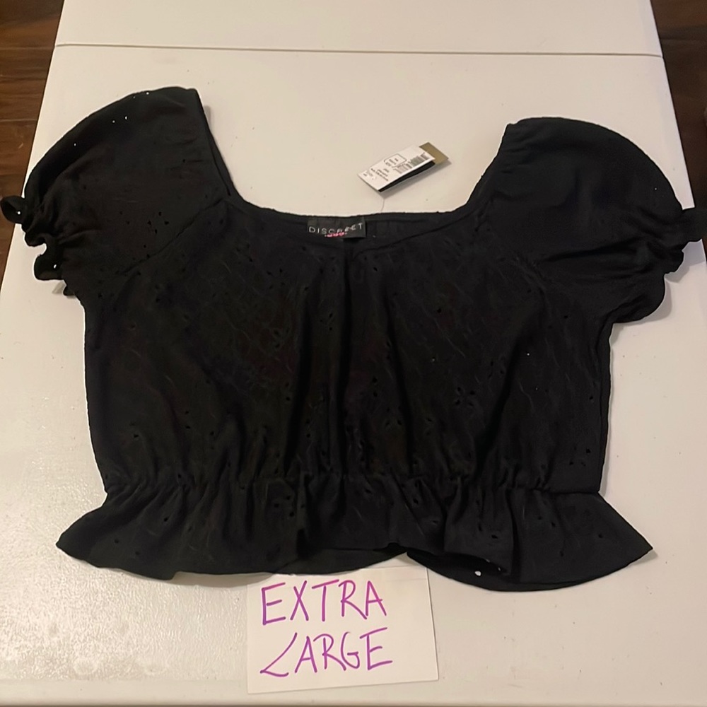 Discreet Top XL